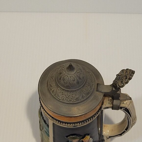 Vintage German Beer Stein Pewter Lid 8.5 in Tall Hand Painted Couple 0.5 L - Picture 7 of 16